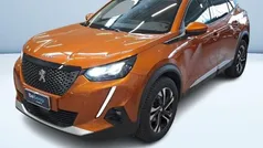 Arancione pastello Usata 2020 Peugeot 2008 Allure SUV | 16.300 € (Buon prezzo)