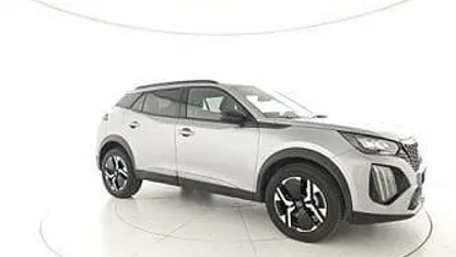 Usata Peugeot 2008 Allure 101 CV (74 kW) 2024 Bianco SUV