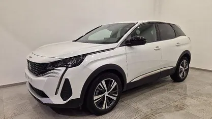 Usata Peugeot 3008 131 CV (96 kW) 2024 Bianco SUV