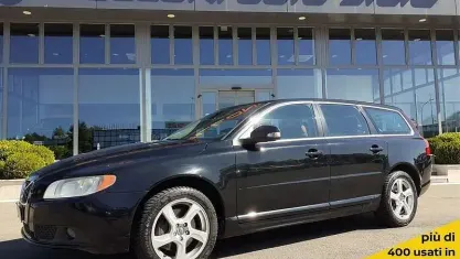 Usata Volvo V70 Momentum 163 CV (119 kW) 2011 Nero Station wagon