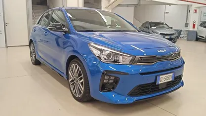 Usata Kia Rio GT-Line 101 CV (74 kW) 2022 Blu Berlina