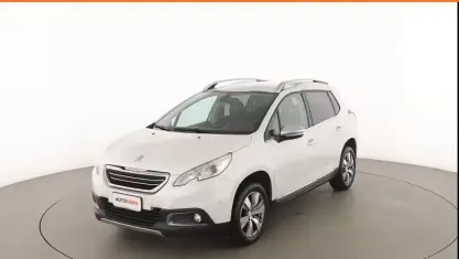 Usata Peugeot 2008 Allure 92 CV (67 kW) 2015 Bianco SUV