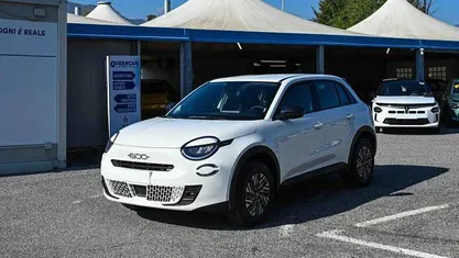 Usata Fiat 600 101 CV (74 kW) 2025 SUV