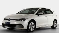 Bianco Usata 2020 VW Golf VIII Life Tre volumi | 19.800 € (Buon prezzo)
