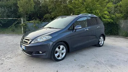 Grigio Usata 2007 Honda FR-V Executive Monovolume | 2000 € (Buon prezzo)