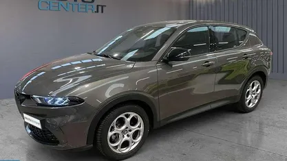 Grigio Usata 2023 Alfa Romeo Tonale Sprint SUV | 26.400 € (Ottimo prezzo)