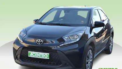 Usata Toyota Aygo X Active 72 CV (52 kW) 2025 Nero SUV