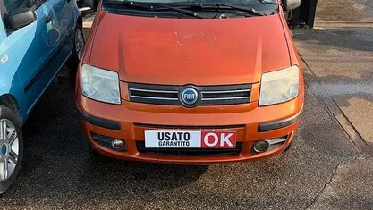 Usata Fiat Panda Dynamic 54 CV (39 kW) 2005 Arancione Utilitaria