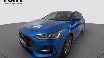 Desert island blue Usata 2023 Ford Focus ST-Line Tre volumi | 18.970 € (Buon prezzo)