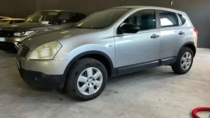 Usata Nissan Qashqai Tekna 117 CV (86 kW) 2008 Grigio SUV