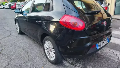 Usata Fiat Bravo Dynamic 105 CV (77 kW) 2010 Nero Utilitaria