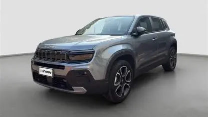Usado Jeep Avenger Summit 100 CV (73 kW) 2024 Gris SUV