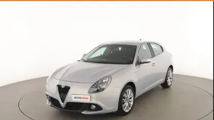 Usata Alfa Romeo Giulietta Super 120 CV (88 kW) 2017 Argento Utilitaria