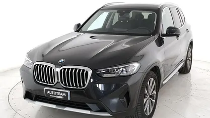 Usata BMW X3 Comfort Edition 190 CV (139 kW) 2021 Grigio scuro metall. SUV