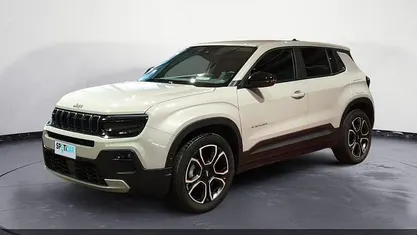 Beige Usata 2025 Jeep Avenger Summit SUV | 22.700 € (Buon prezzo)