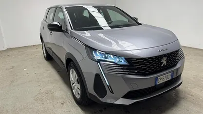 Usata Peugeot 5008 Active 131 CV (96 kW) 2023 Grigio SUV