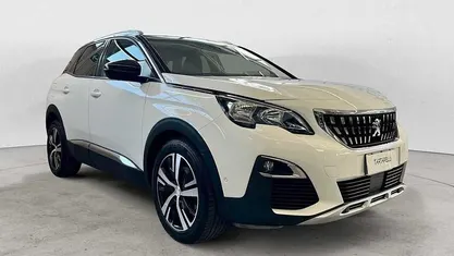 Usata Peugeot 3008 Allure 120 CV (88 kW) 2016 SUV