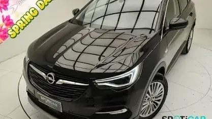 Usado Opel Grandland X Innovation 131 CV (96 kW) 2020 Negro SUV
