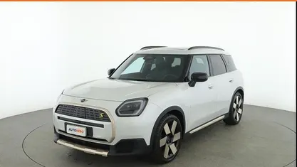 Usata Mini Countryman Classic 230 kW (313 CV) 2025 Bianco SUV