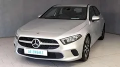 Argento Usata 2022 Mercedes A180 Style Tre volumi | 27.490 € (Buon prezzo)