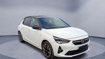Occasion Opel Corsa-e Elegance 56 kW (77 PK) 2021 Wit Hatchback