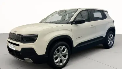 Usado Jeep Avenger Altitude 101 CV (74 kW) 2024 Blanco SUV