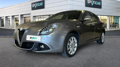 Gebraucht Alfa Romeo Giulietta 120 PS (88 kW) 2020 Grau Kleinwagen