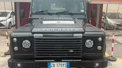 Usata Land Rover Defender 122 CV (89 kW) 2008 Verde Pick-up