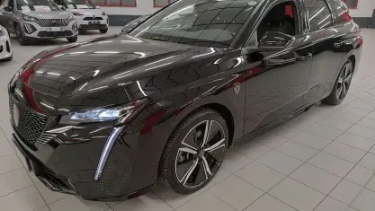 Usata Peugeot 308 GT 131 CV (96 kW) 2024 Nero Station wagon