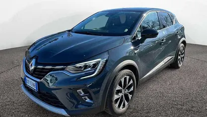 Blu/azzurro Usata 2023 Renault Captur Intens SUV | 19.900 € (Buon prezzo)