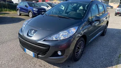 Usata Peugeot 207 92 CV (67 kW) 2010 Grigio scuro Station wagon