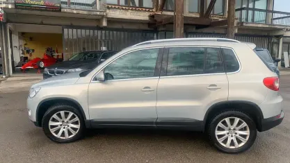 Usata VW Tiguan 150 CV (110 kW) 2008 Argento SUV