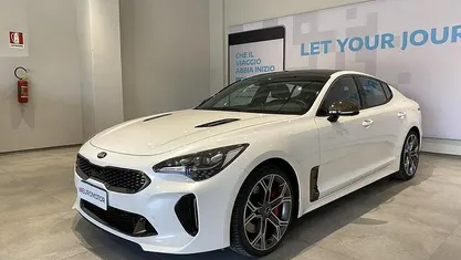Usata 2018 Kia Stinger Due volumi | 26.900 €