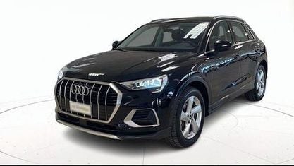 Usata Audi Q3 Advanced 150 CV (110 kW) 2021 Nero pastello SUV