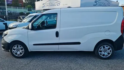 Usata Fiat Doblò 120 CV (88 kW) 2018 Bianco Monovolume