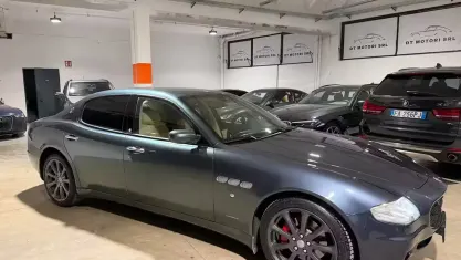 Usata Maserati Quattroporte 400 CV (294 kW) 2004 Grigio Berlina