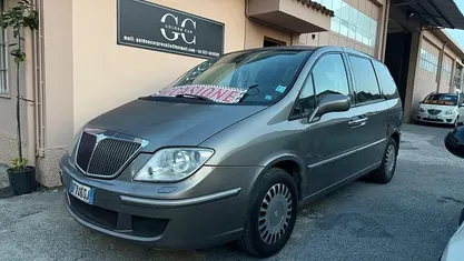 Marrone Usata 2007 Lancia Phedra Monovolume | 1950 € (Ottimo prezzo)