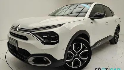 Usata Citroën e-C4 Shine 100 kW (136 CV) 2023 Bianco Berlina