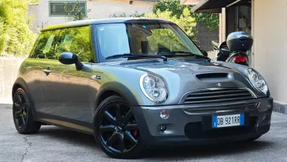 Usata Mini Cooper S 170 CV (125 kW) 2006 Grigio Utilitaria