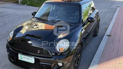 Usata Mini Cooper S 184 CV (135 kW) 2011 Nero Utilitaria