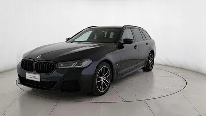 Usata BMW 540 M Sport 340 CV (250 kW) 2022 Nero metallizzato Station wagon
