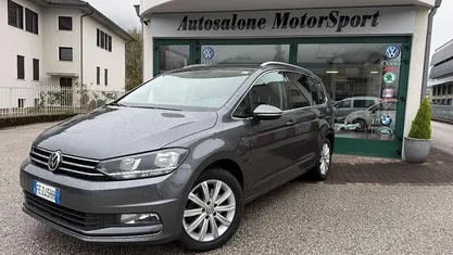 Grigio Usata 2016 VW Touran Highline Monovolume | 18.600 € (Buon prezzo)