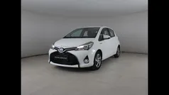 Bianco Usata 2015 Toyota Yaris Hybrid Active Tre volumi | 9200 € (Buon prezzo)