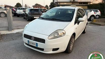 Usata Fiat Grande Punto Dynamic 90 CV (66 kW) 2009 Bianco Utilitaria
