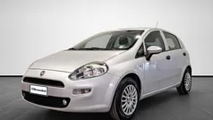 Grigio chiaro met Usata 2016 Fiat Punto Street Tre volumi | 7562 € (Cara)