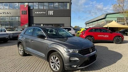 Usata VW T-Roc Business 116 CV (85 kW) 2020 Grigio SUV