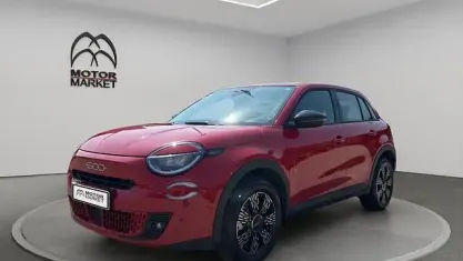 Usata Fiat 600 Pop 145 CV (106 kW) 2025 Rosso SUV