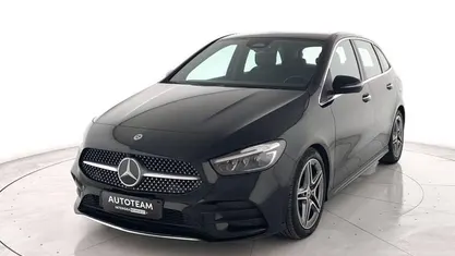 Usata Mercedes B200 AMG Line Premium 163 CV (119 kW) 2024 Monovolume