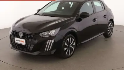 Usata Peugeot 208 Style 101 CV (74 kW) 2024 Nero Utilitaria