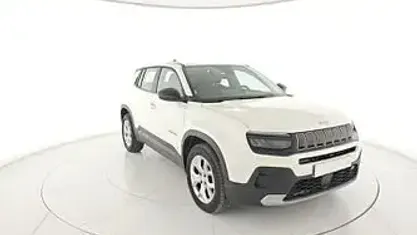 Usata Jeep Avenger Altitude 101 CV (74 kW) 2025 Nero SUV